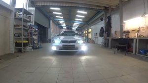 Nissan Cefiro установка биксеноновых линз