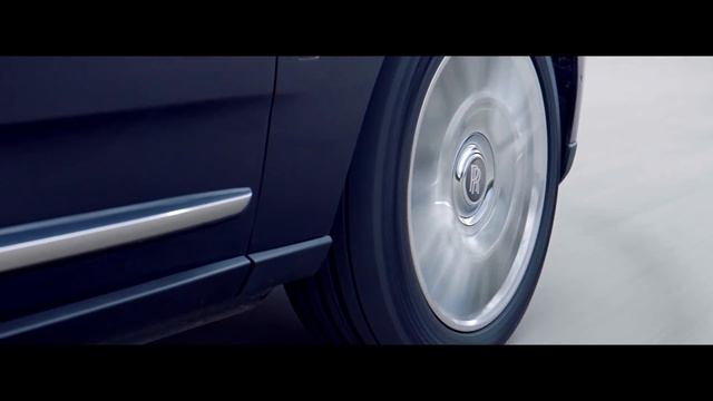 Убийца Bentayga! Новый самый роскошный внедорожник в мире. Rolls-Royce Cullinan смотреть онлайн