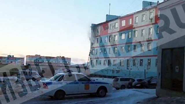 В Анадыре в жилом доме произошел сильный пожар смотреть онлайн