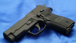 Sig Sauer P228 - Неполная/Полная разборка/сборка и Функционирование