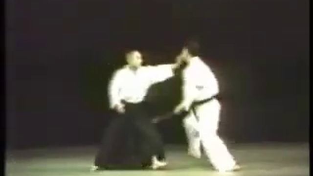 Годзо Сиода. Демонстрация Есинкан Айкидо смотреть онлайн