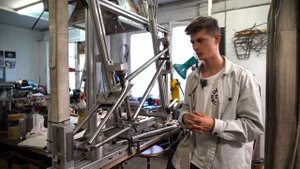 КАК ДЕЛАЮТСЯ ВЕЛО РАМЫ TONY STEP BIKE в РОССИИ