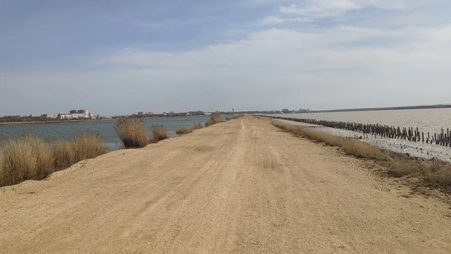 Крым. Сакское озеро.