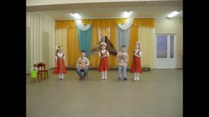 Инсценировка русской народной песни "Пошла млада за водой"