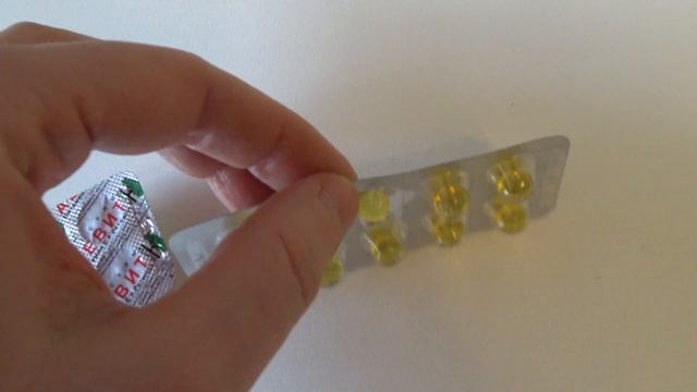 ГРОШОВОЕ ДЕШЕВОЕ СРЕДСТВО от сухости лица и тела! АЕВИТ! Не тратьте деньги на косметику! смотреть онлайн