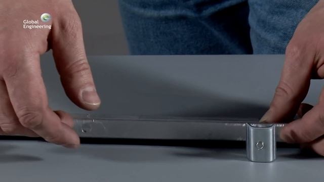 001 BannerBox 110mm (обучающее видео: система натяжения баннерной ткани)