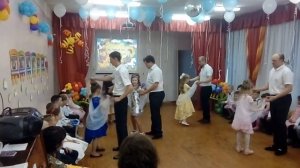 Пригласи меня папа на вальс, Смоленск, детский сад "Ёжик"