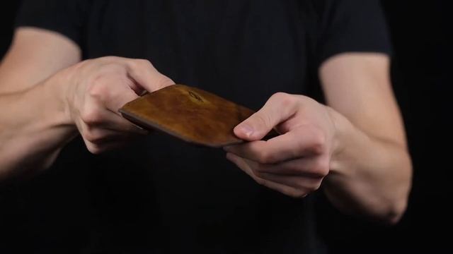 Патинированный кожаный чехол кармашек смотреть онлайн