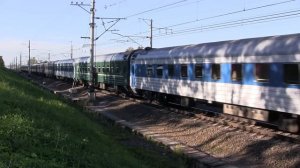 ЧС7-066 с поездом №259  Санкт-Петербург — Анапа