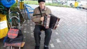 ГАРМОНЬ на улице