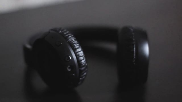 Дешевые беспроводные наушники с активным шумоподавлением Jbl Tune 600BTNC обзор смотреть онлайн