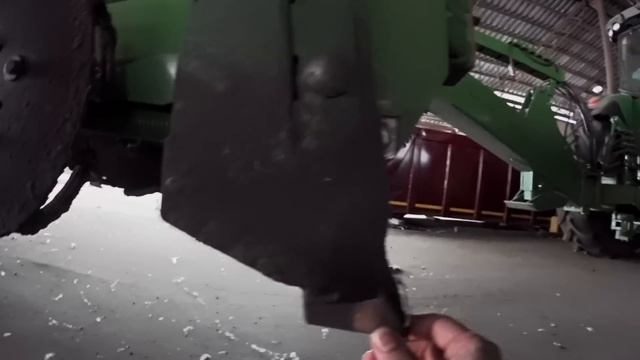 Трактор John Deere 8r САМЫЙ НАДЕЖНЫЙ?? смотреть онлайн