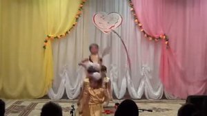 Танец с ленточками