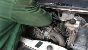 часть 5 Форд Транзит 2.4d 2008г замер компрессии 1и2 цилиндра