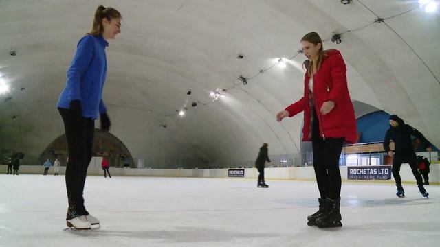 Мастер-класс. Как крепко стоять на льду и азы фигурного катания смотреть онлайн