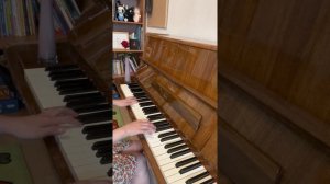 Чему учат в школе - В. Шаинский (Фортепиано)