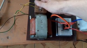 ЗАРЯДНИЙ ПРИСТРІЙ НА ОСНОВІ ТРАНСФОРМАТОРА ТН61