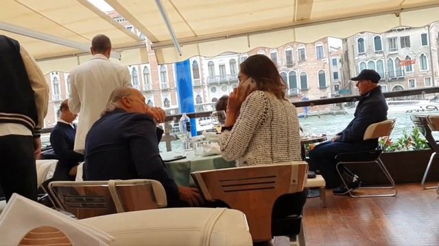 Италия Венеция Celine cумки,кардиган.Gritti Palace hotel Venezia смотреть онлайн