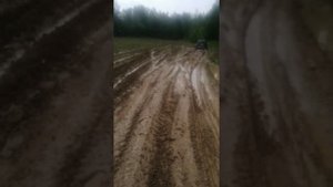 Утопил в грязь Рено Дастер