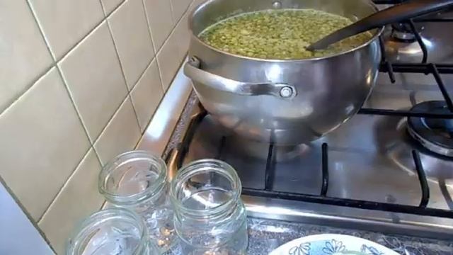 Зеленый горошек.  Заготовки на зиму.  Просто вкусно!