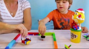 БЕЙБЛЭЙД из ЛЕГО самоделки. Битва БейБлэйд Берст на арене. Как сделать из Lego B