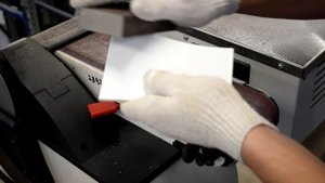 Шлифовка кромки керамической плитки