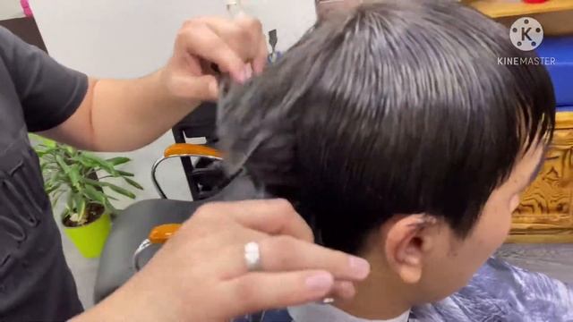 #курсыбарбера #курсыпарикмахеров #школабарберов Мужская стрижка ножницами смотреть онлайн