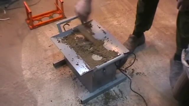 Самодельный Вибростанок для Шлакоблоков. Видео. Сделай Сам. смотреть онлайн