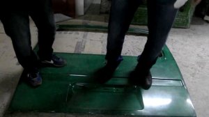 Испытание на прочность. Дверь для форд транзит из стеклопластика. Стеклопластик.