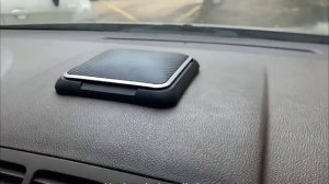 Держатель автомобильный для смартфона / телефона с защитой от солнца. на приборную панель