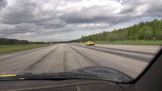 Ferrari 458 Speciale vs 430 Scuderia in Ultra HD UNCUT смотреть онлайн