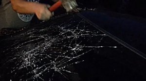 Демонтаж лобового стекла