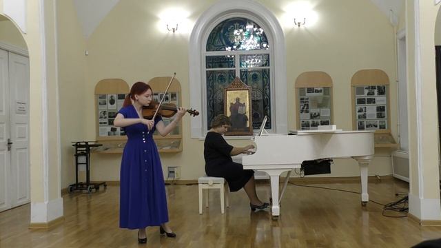 С. Прокофьев Вальс из балета "Золушка". Исполняет Дарина Нурлыгаянова, концертмейстер Ольга Кораго смотреть онлайн