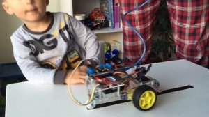 Машинка робот Arduino робототехника RoboCar Arduino robotics