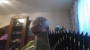 Крутится,вертится шар голубой на аккордеоне