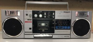 Toshiba Rt-SX2 Boombox-проезведён в ИЮЛЬ 1984 году -ЯПОНИЯ.