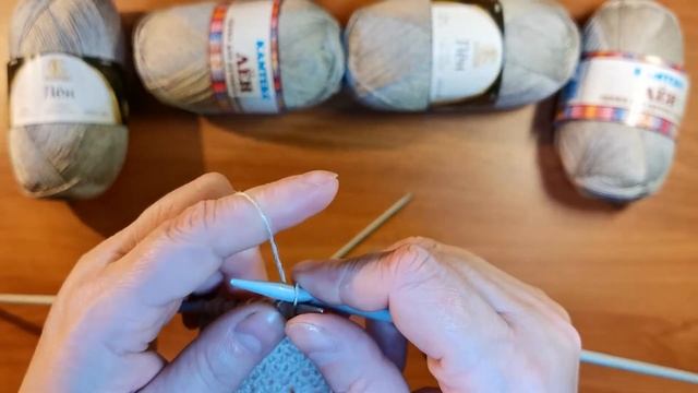 Лён камтекс 100% , выбор рисунка на спицах смотреть онлайн