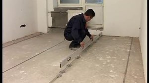Выравнивание пола. Заливаем пол своими руками. Обучение