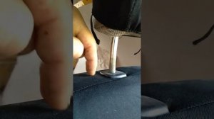 Как снять подголовники Фольксваген Транспортёр т4