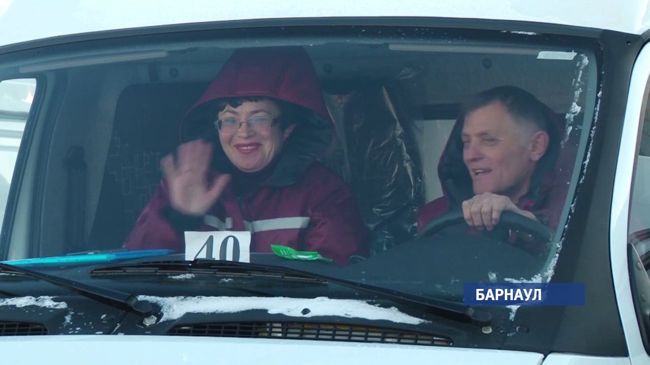 Медучреждения края получили новые автомобили скорой помощи