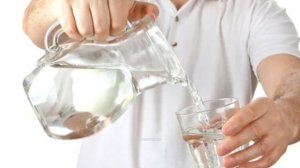 Употребление ТЕПЛОЙ ВОДЫ НАТОЩАК вызывает НЕОБРАТИМЫЕ процессы в организме