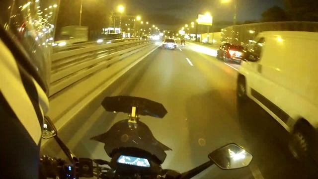 Ночная поездка по Москве на Bajaj Dominar 400 после открытия МотоМосквы