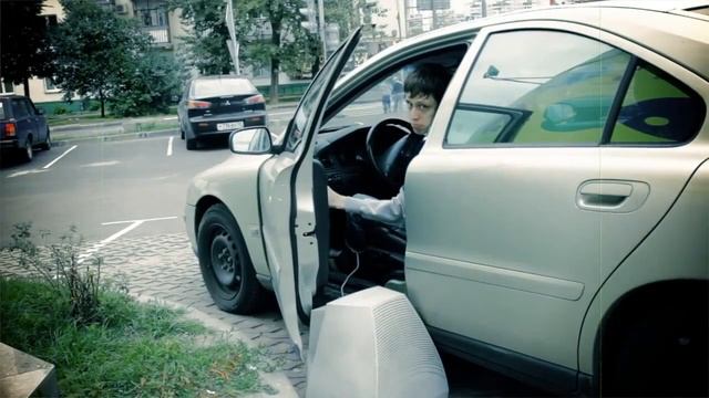 Все геймеры мечтают об этом, или сказ о том, как RoX.KIS.LiveZerg решил поменять монитор. смотреть онлайн