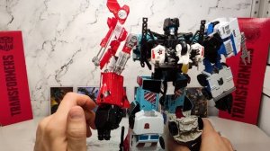 Дефенсор/Defensor, трансформер, обзор и сборка фигурки, Combiner Wars.