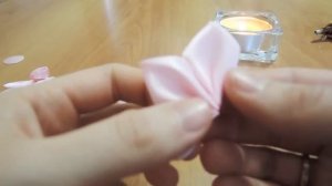 Красивые цветы из атласных лент / Цветы из лент Канзаши Мастер Класс