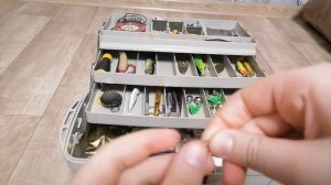 Обзор на рыболовный ящик (летний) часть 2