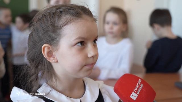 Макеты деревянных домов выставляют в школах