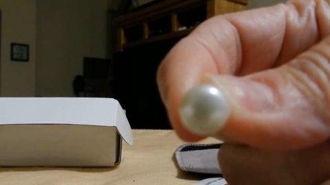 CharmGirl&SL 925 Sterling Silver 9mm White Freshwater Cultured Pearl Earings