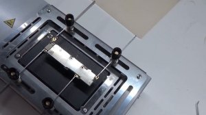 Снятие защитных экранов iPhone с помощью Термопро