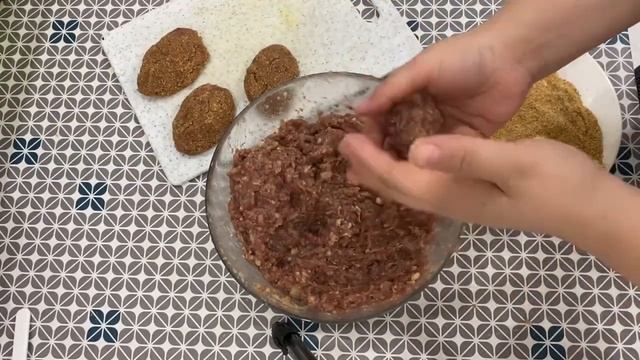 Котлеты за 15 минут.Простой рецепт.Қазақша рецепт. смотреть онлайн